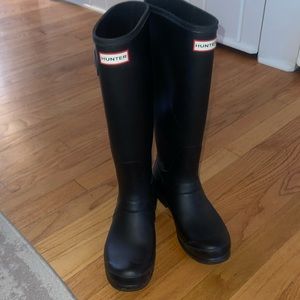 Women’s Hunter tall rain boots